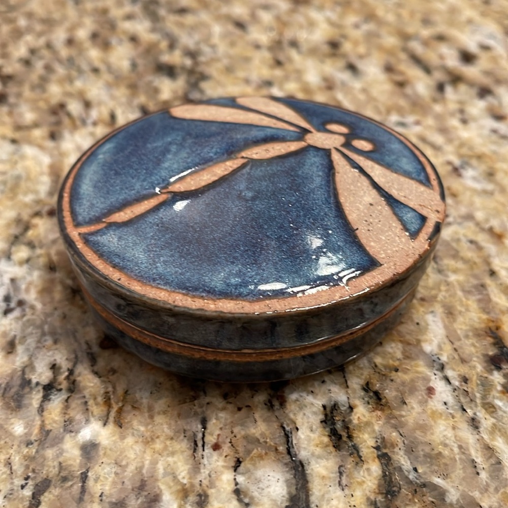 Dragonfly Pottery Round Blue Trinket